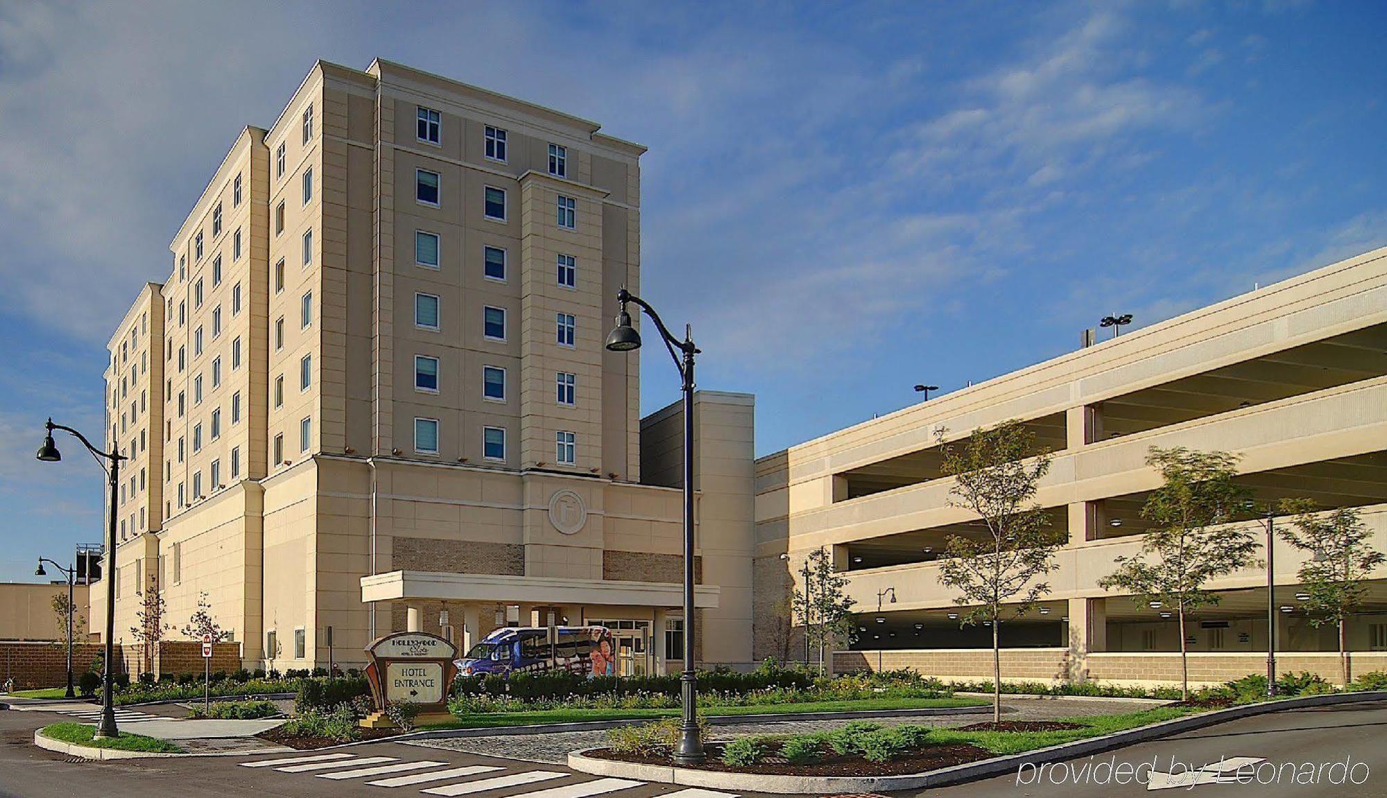 Hotel Hollywood Casino Bangor Extérieur photo